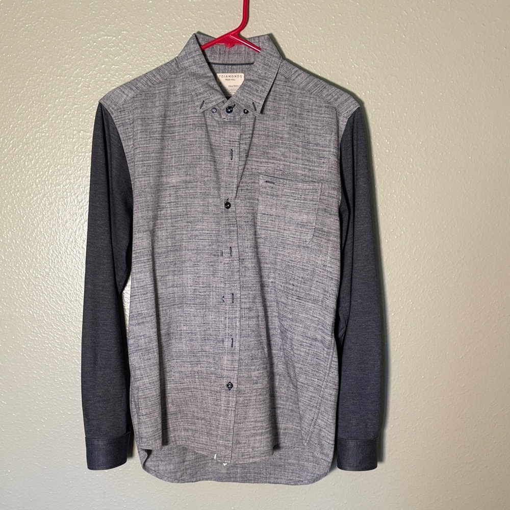 7 Diamonds Heathered Gray Button-Up Shirt